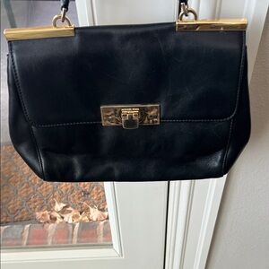 Michael Kors Elegant Black Shoulder Bag with Gold Details